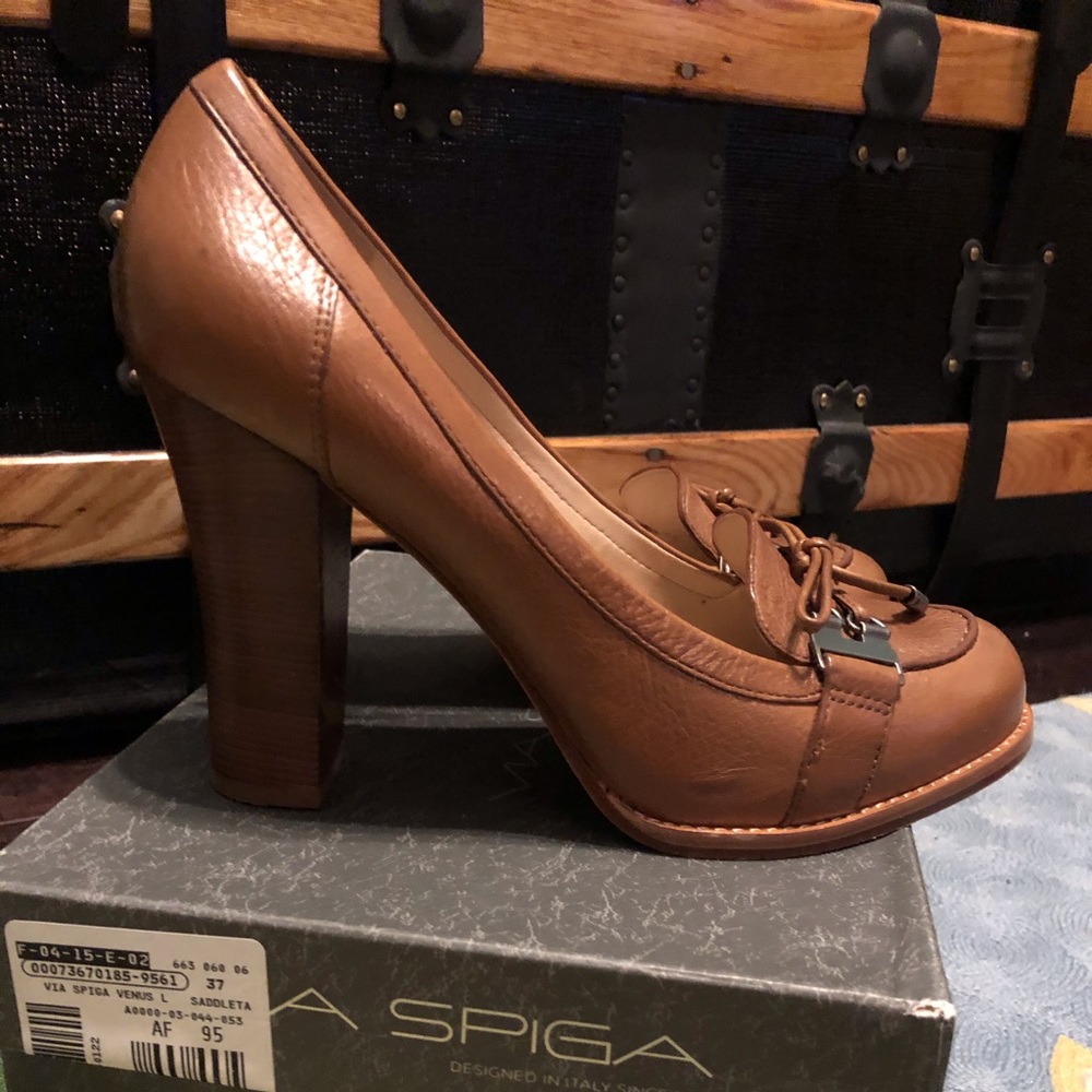 Camel Via Spiga heels - Picture 2 of 5